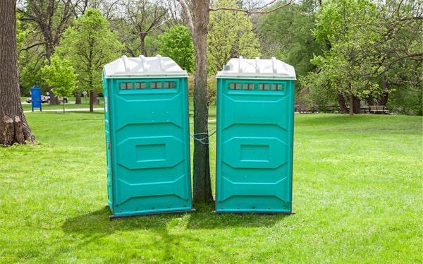 many long-term porta potty rental companies offer customized options for events or projects that require particular features or amenities